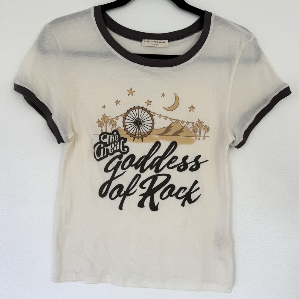 SPELL & THE
GYPSY
COLLECTIVE GODDESS OF ROCK TEE - Picture 2 of 9